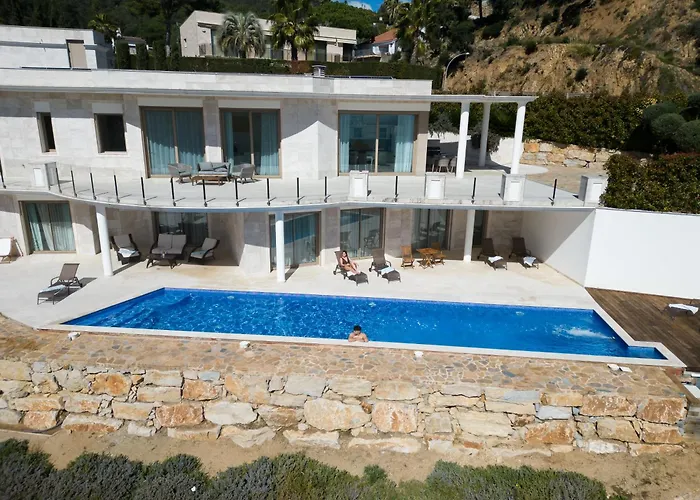 Gran Piscina Hidromasaje Playa Privada Y Sauna فيلة *